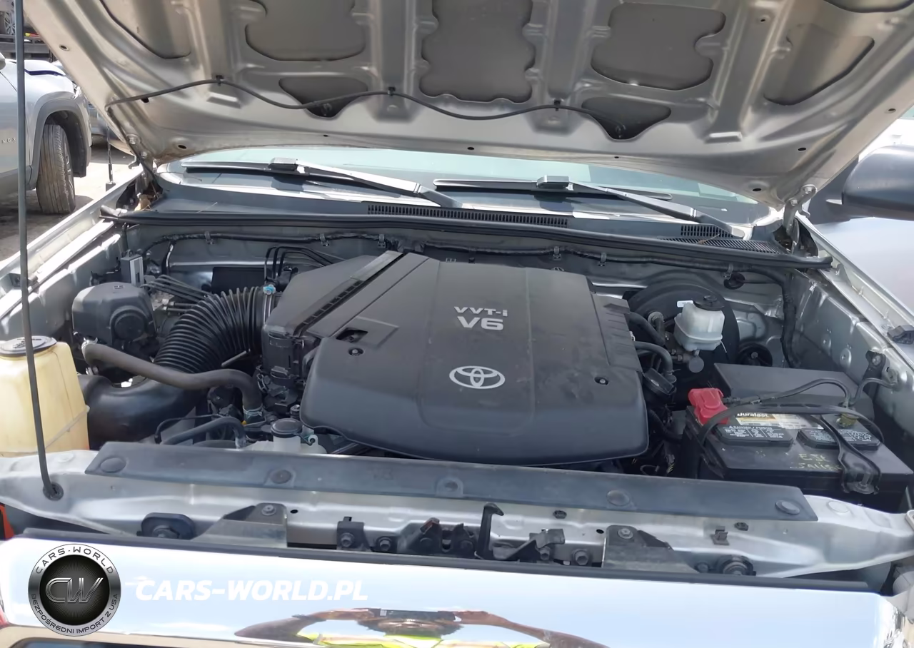 2013 Toyota Tacoma Prerunner V6 VIN:5TFJU4GN1DX030333 - 10