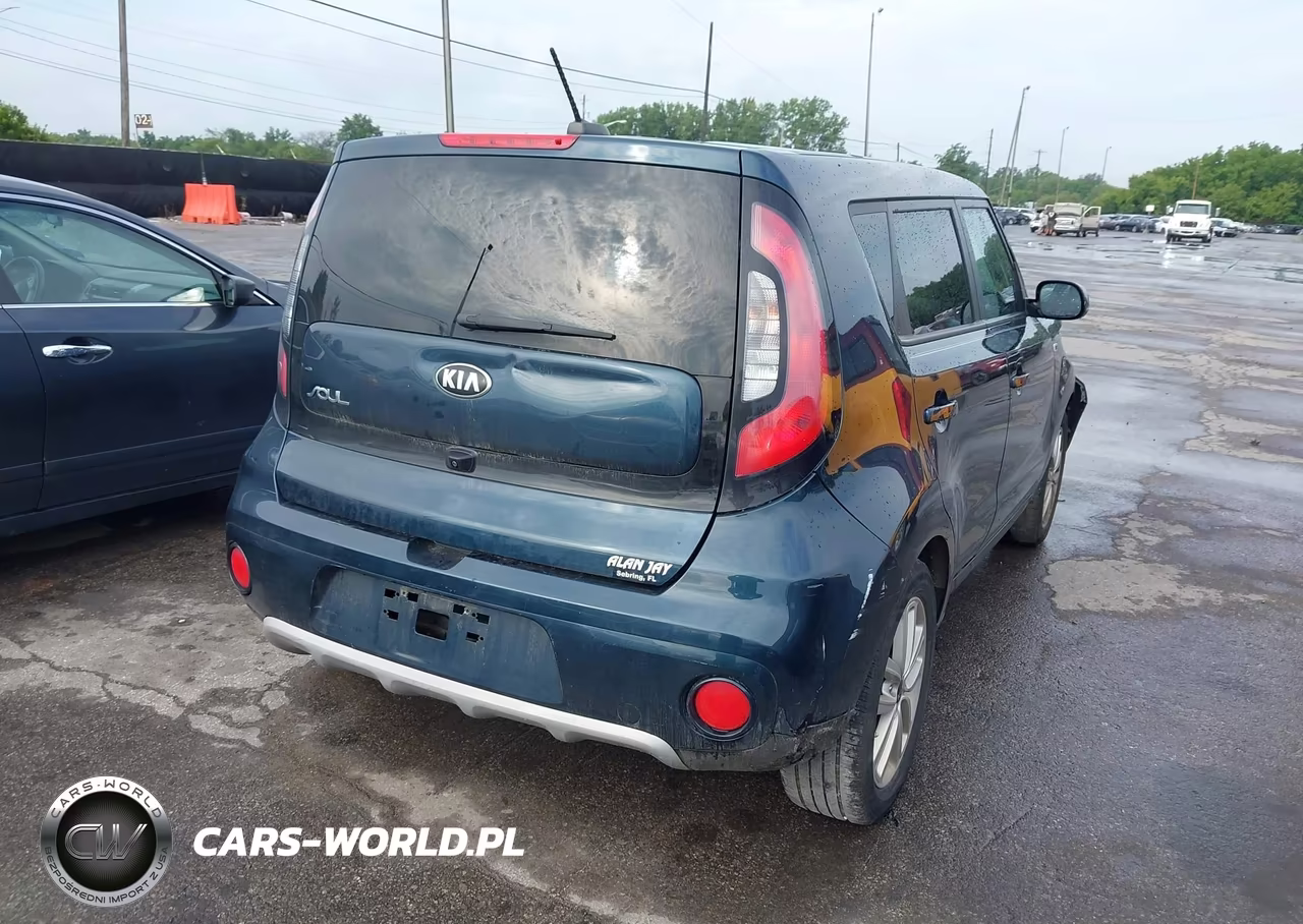 2019 Kia Soul + VIN:KNDJP3A51K7641115 - 4