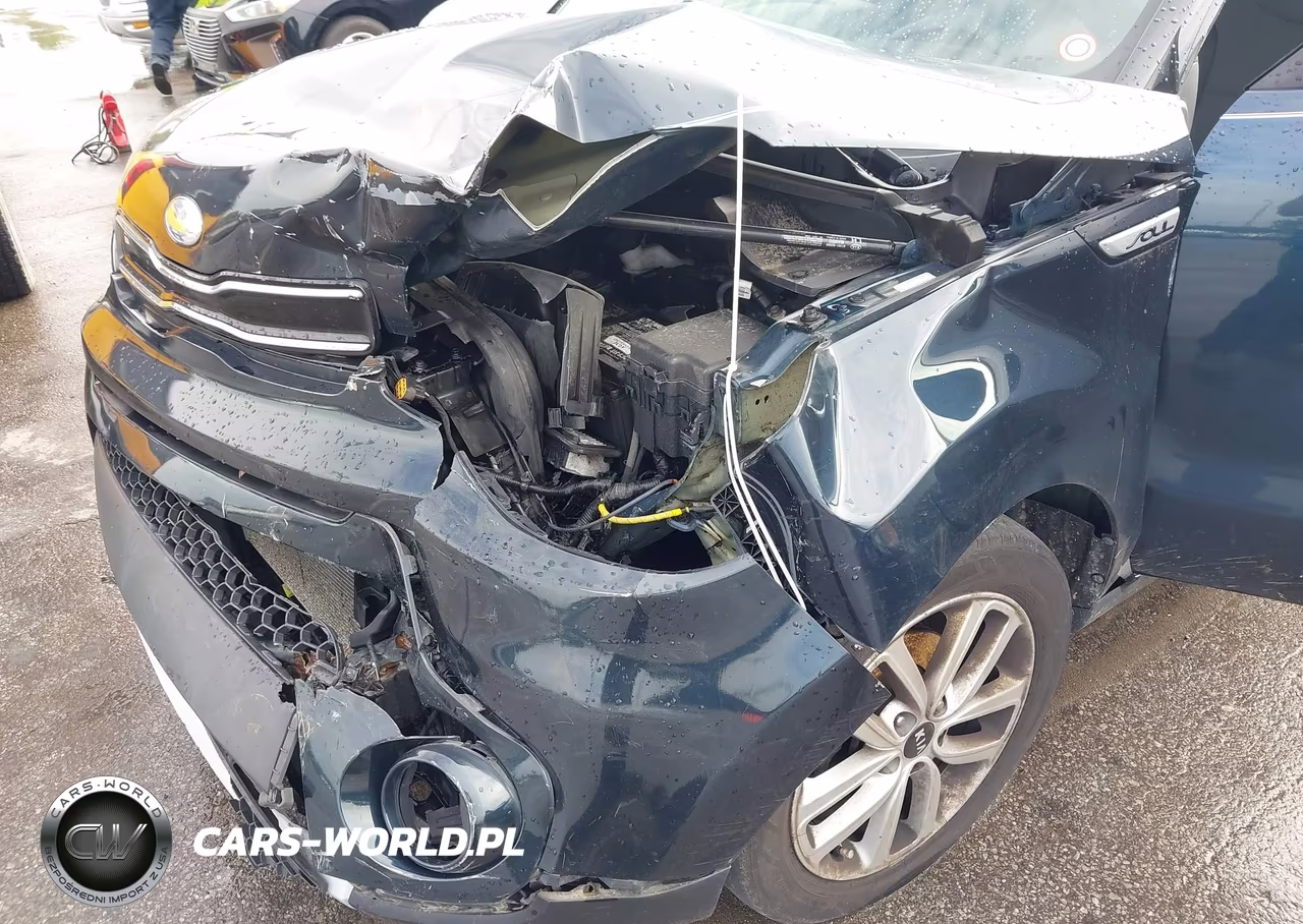 2019 Kia Soul + VIN:KNDJP3A51K7641115 - 6