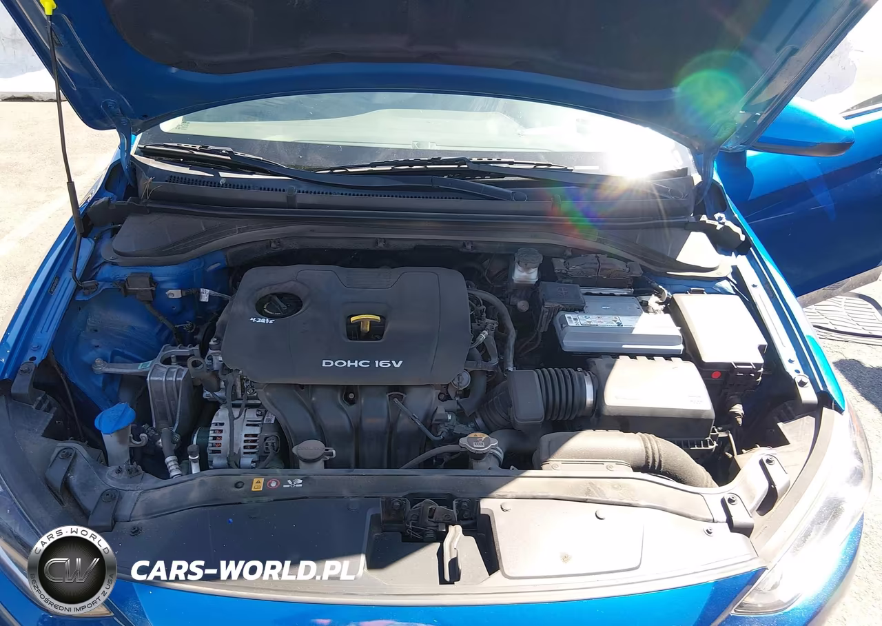 2018 Hyundai Elantra Sel VIN:5NPD84LF8JH304134 - 10