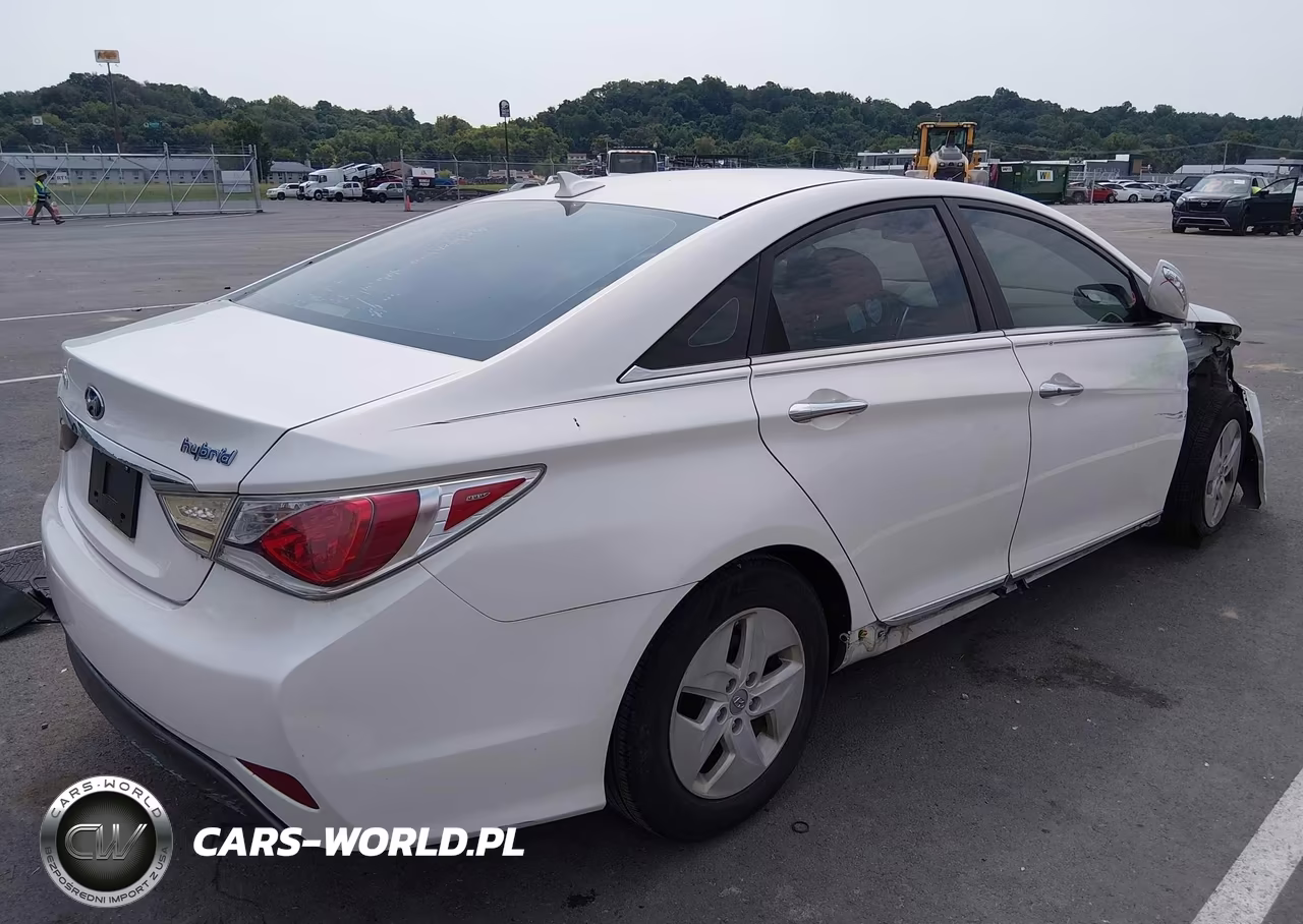2012 Hyundai Sonata Hybrid VIN:KMHEC4A49CA041145 - 4