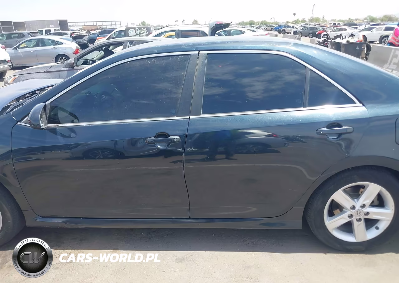 2014 Toyota Camry Se VIN:4T1BF1FK3EU429764 - 15