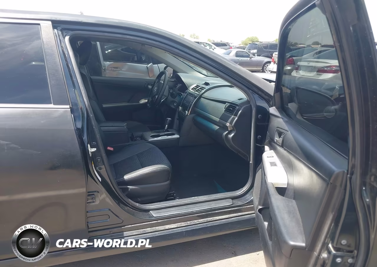 2014 Toyota Camry Se VIN:4T1BF1FK3EU429764 - 5