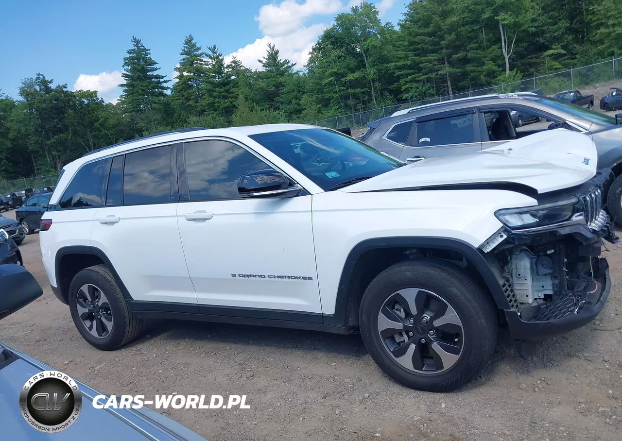 2024 Jeep Grand Cherokee 4Xe VIN:1C4RJYB62R8959550 - 13