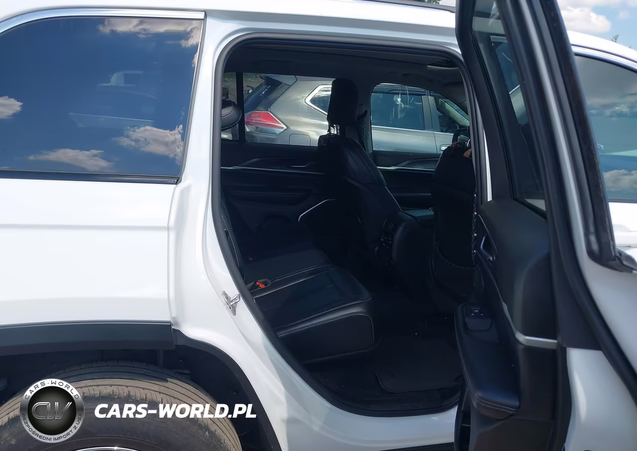 2024 Jeep Grand Cherokee 4Xe VIN:1C4RJYB62R8959550 - 8