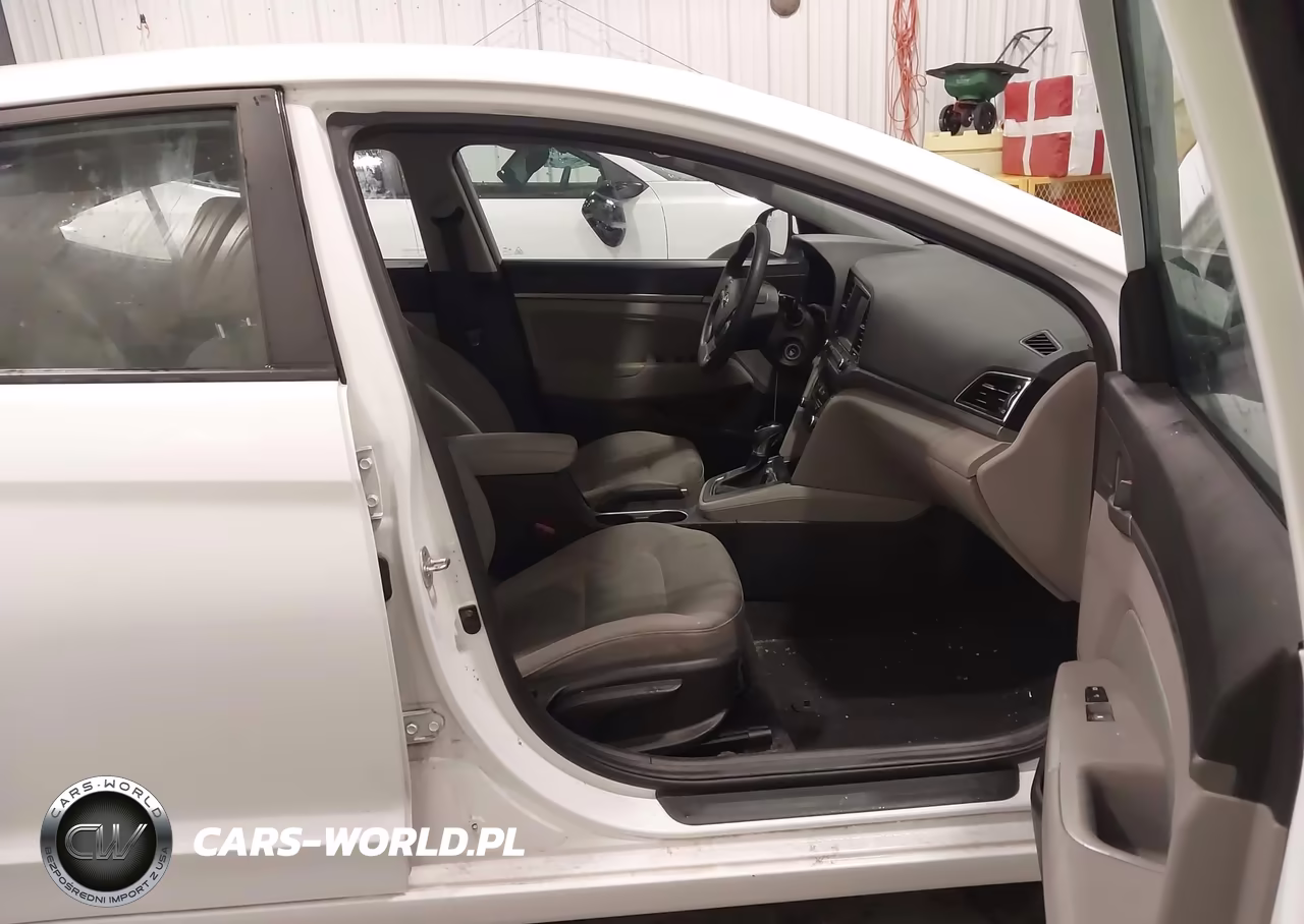 2017 Hyundai Elantra Se VIN:5NPD84LF3HH207434 - 5