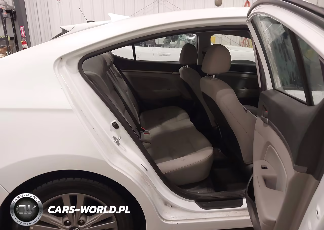 2017 Hyundai Elantra Se VIN:5NPD84LF3HH207434 - 8