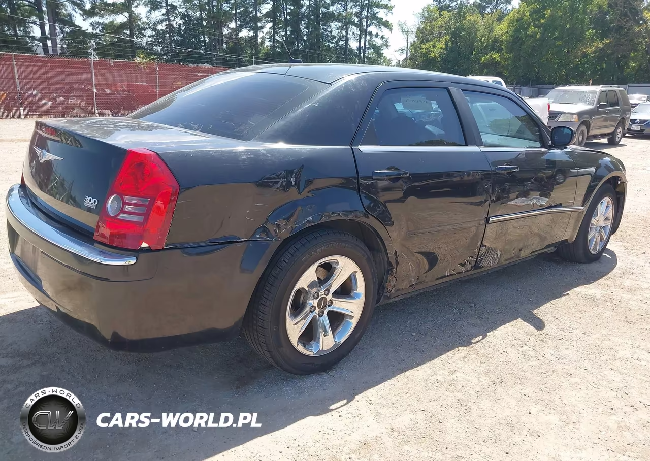 2008 Chrysler 300 Limited VIN:2C3KA33G58H193399 - 4