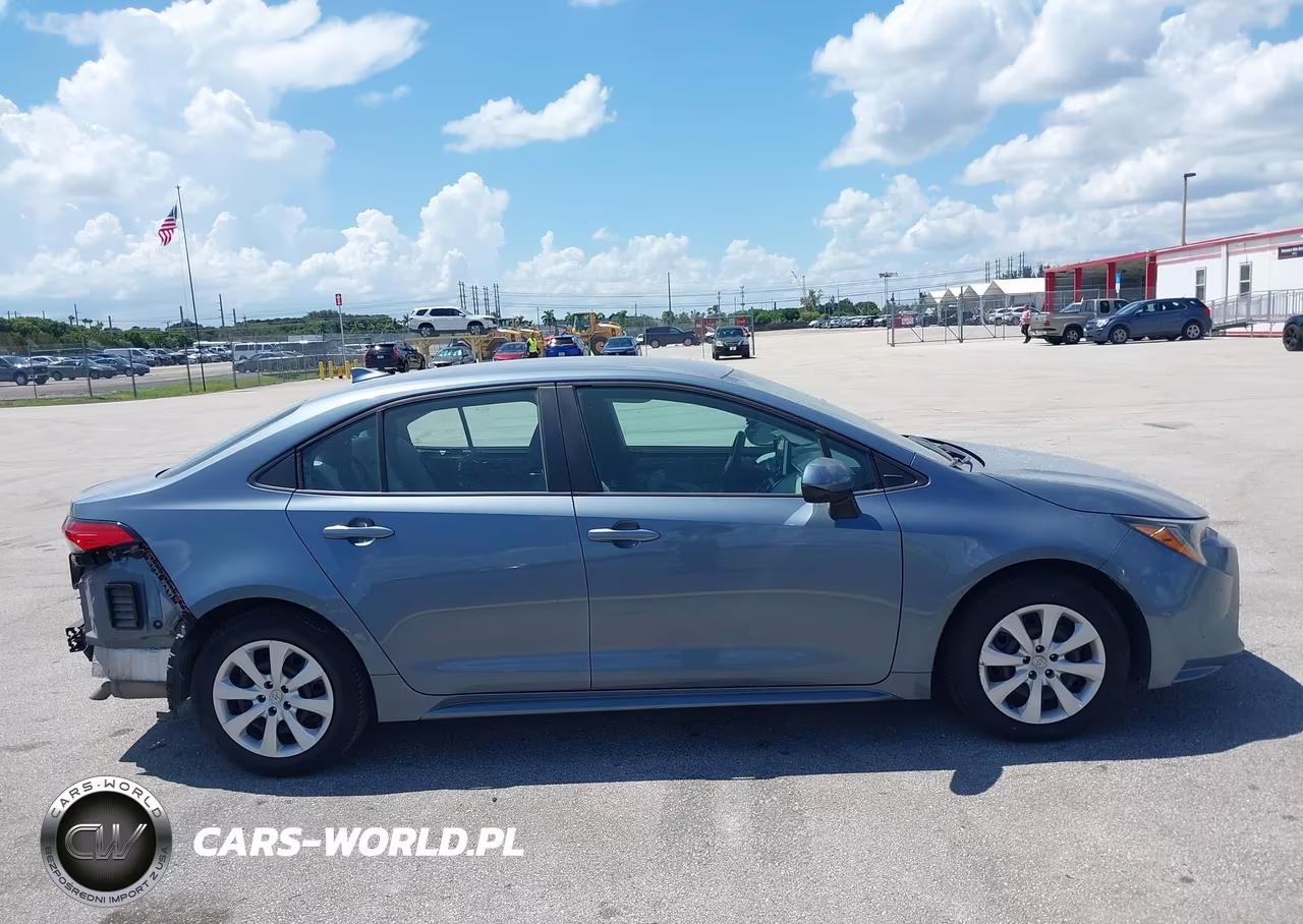 2021 Toyota Corolla Le VIN:5YFEPMAEXMP148980 - 14