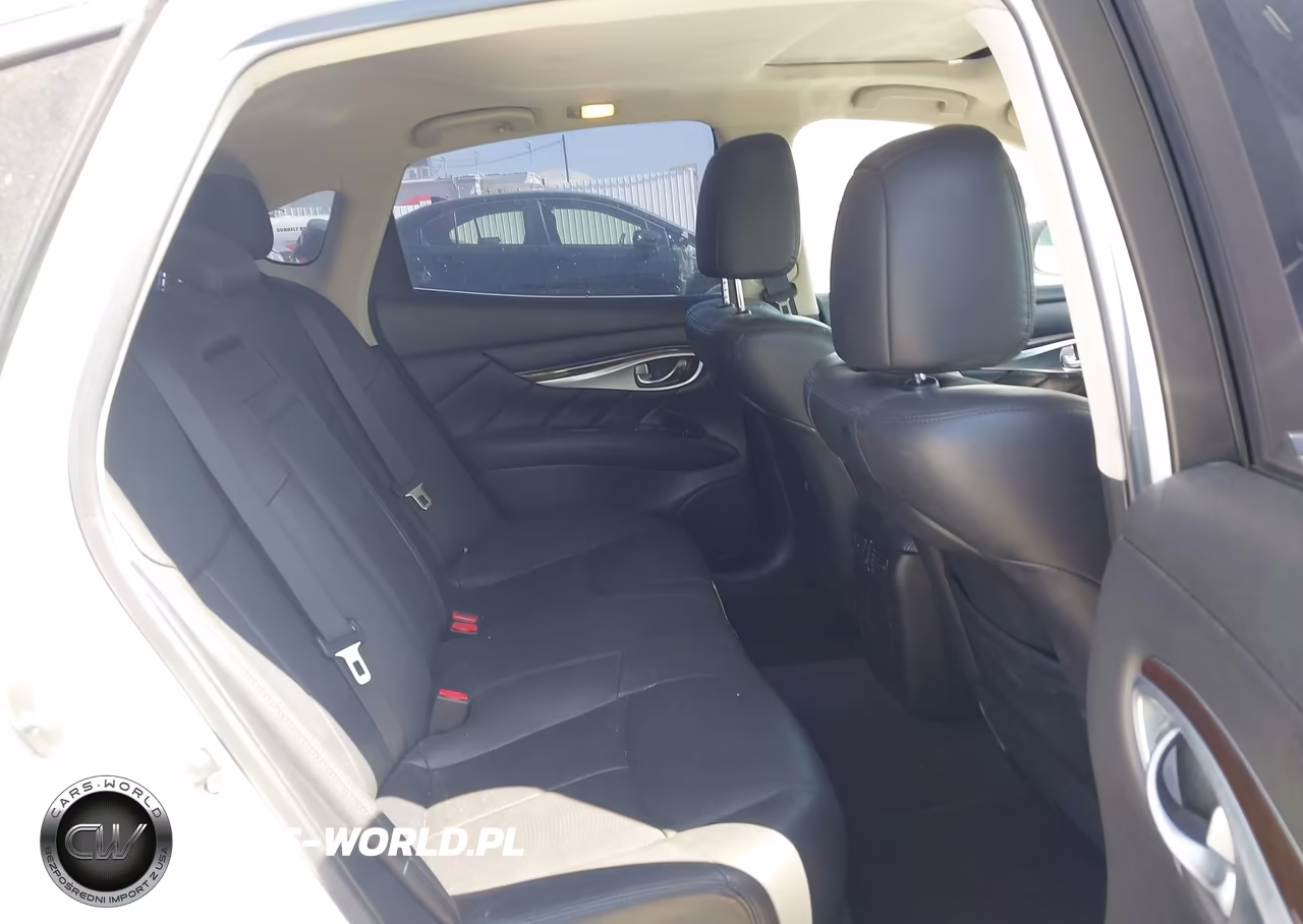 2018 Infiniti Q70 3.7 Luxe VIN:JN1BY1AP5JM180995 - 8