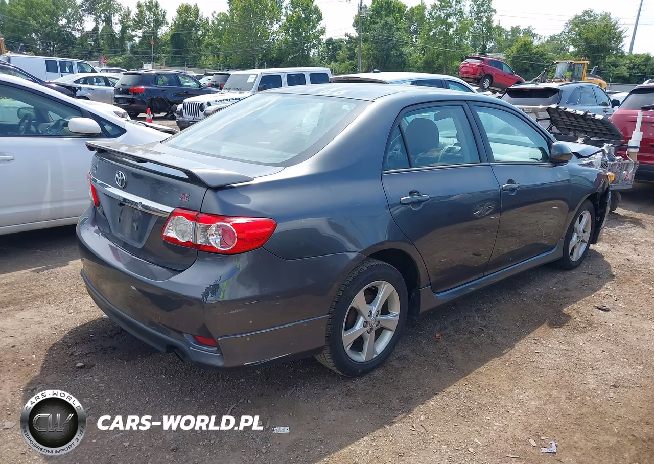 2013 Toyota Corolla S VIN:2T1BU4EE4DC964945 - 4