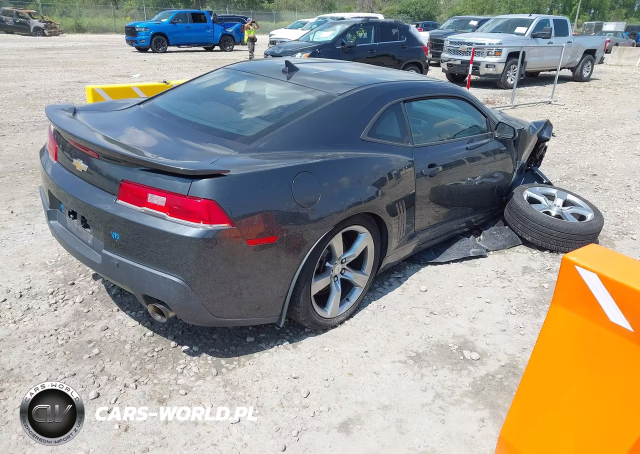 2015 Chevrolet Camaro 2Ls VIN:2G1FB1E33F9194995 - 4