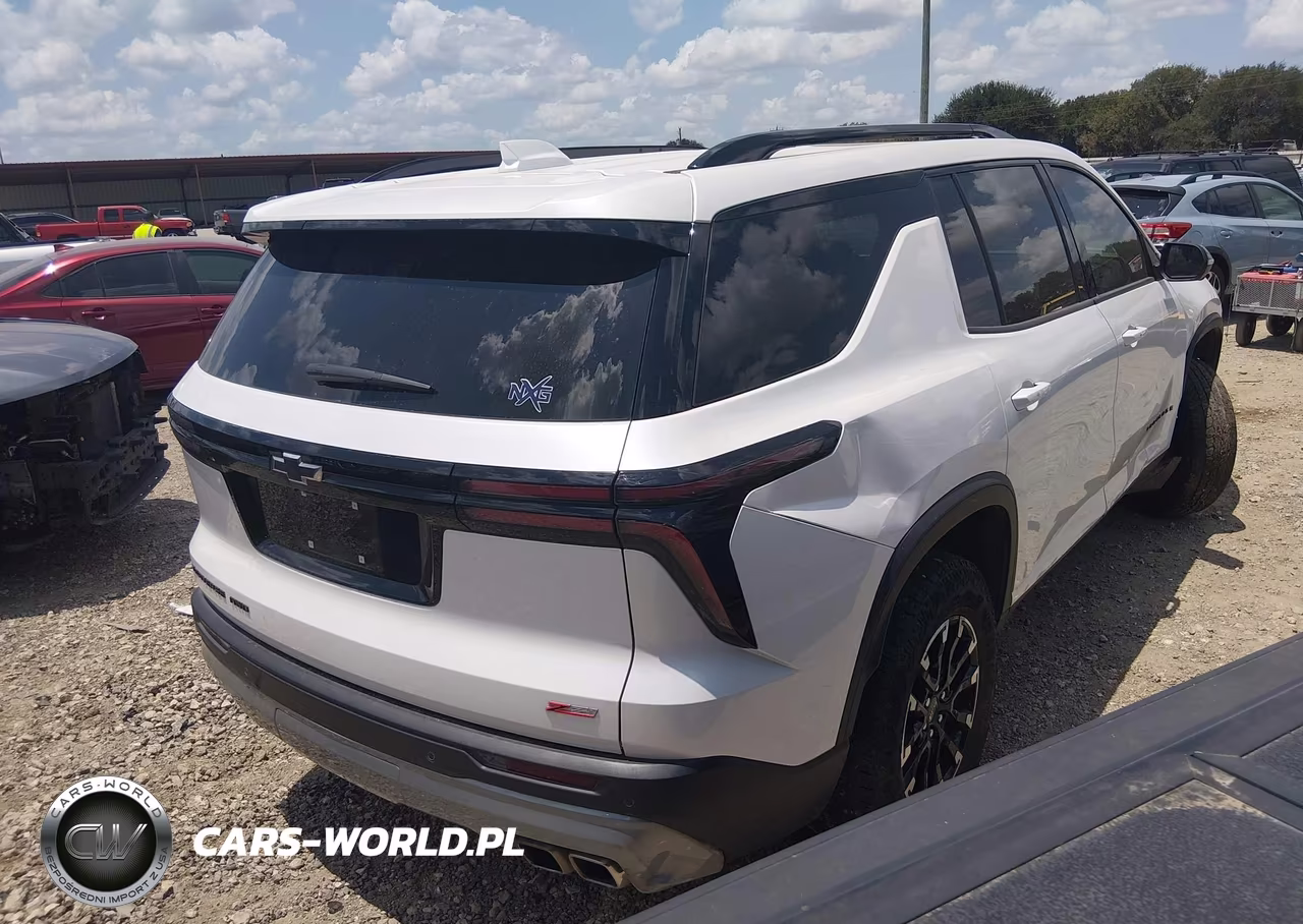2024 Chevrolet Traverse Awd Z71 VIN:1GNEVJKS5RJ157761 - 4