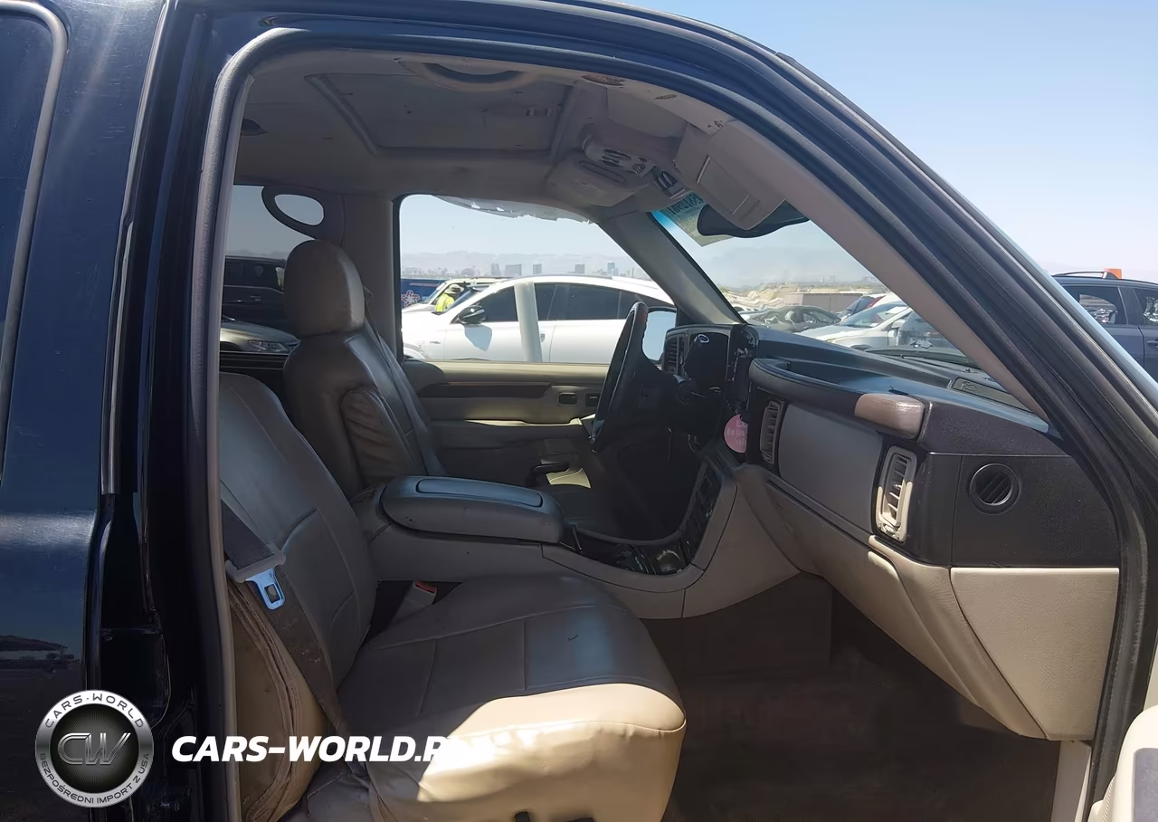 2002 Cadillac Escalade Standard VIN:1GYEC63T42R217775 - 5