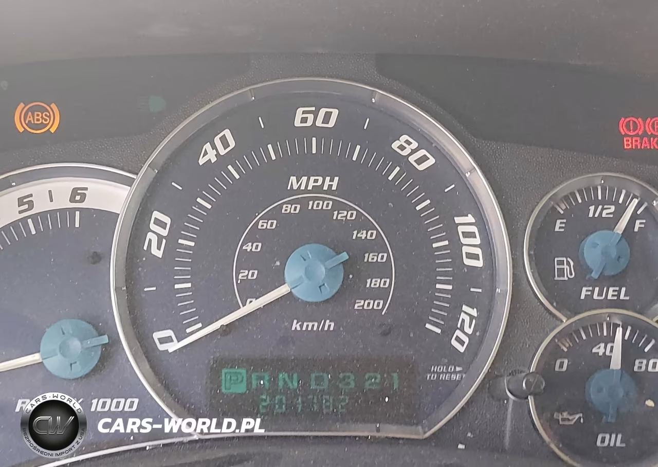 2002 Cadillac Escalade Standard VIN:1GYEC63T42R217775 - 7