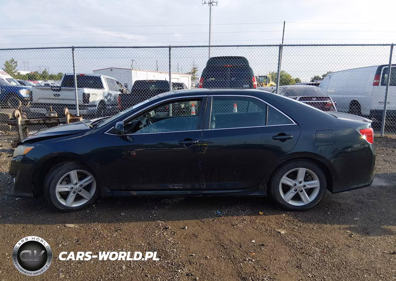2014 Toyota Camry Se VIN:4T1BF1FK3EU320513 - 14