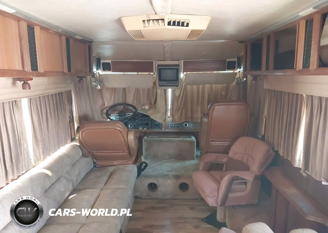 1987 Oshkosh Motor Truck Co. Conventional V VIN:10T9N9A40H1032074 - 5