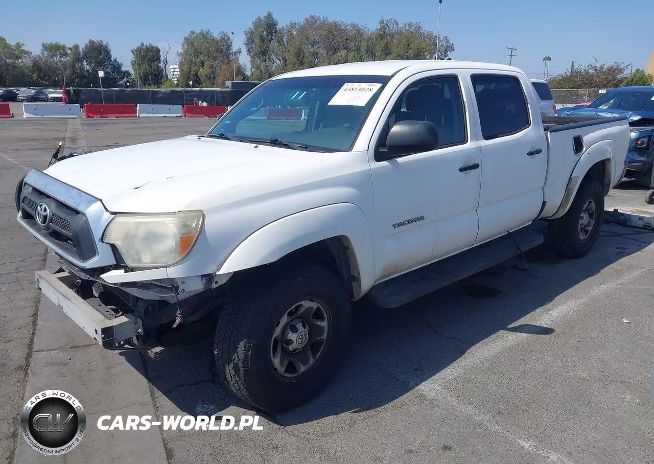 2015 Toyota Tacoma Prerunner V6 VIN:3TMKU4HN9FM045996 - 2
