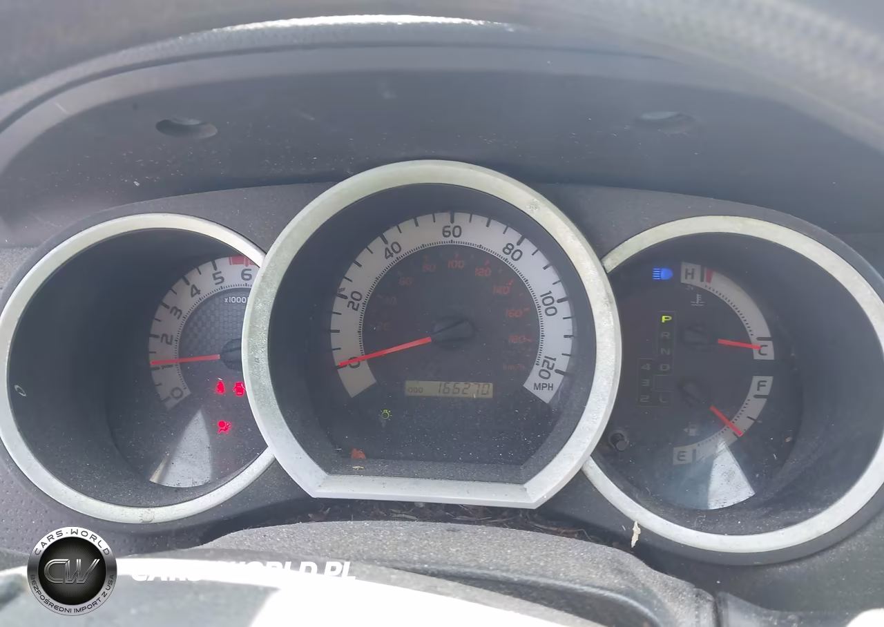 2015 Toyota Tacoma Prerunner V6 VIN:3TMKU4HN9FM045996 - 7
