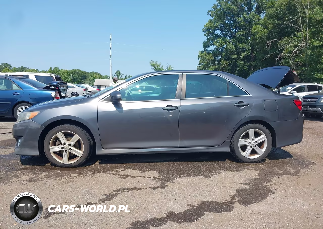 2013 Toyota Camry Se VIN:4T1BF1FK9DU237747 - 14