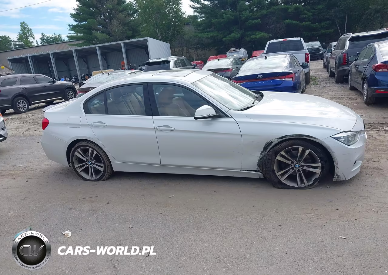 2018 BMW 330I xDrive VIN:WBA8D9G54JNU67548 - 13
