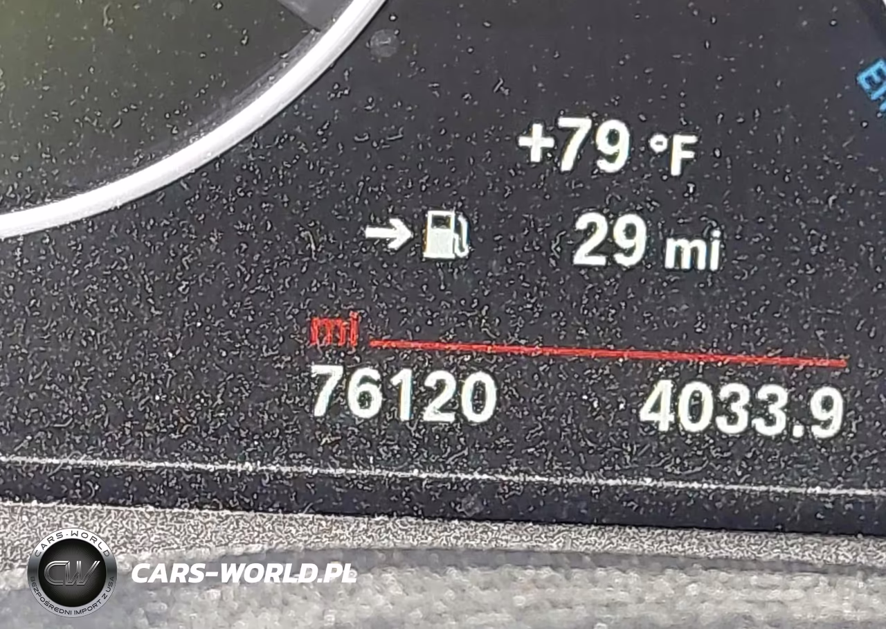 2018 BMW 330I xDrive VIN:WBA8D9G54JNU67548 - 15