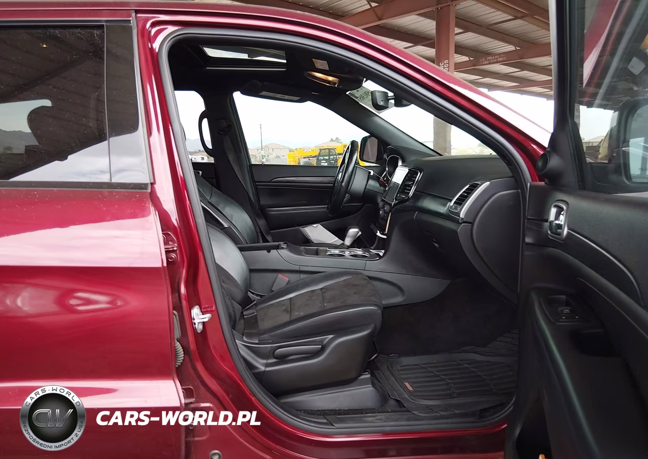 2019 Jeep Grand Cherokee Altitude 4X2 VIN:1C4RJEAGXKC556069 - 5