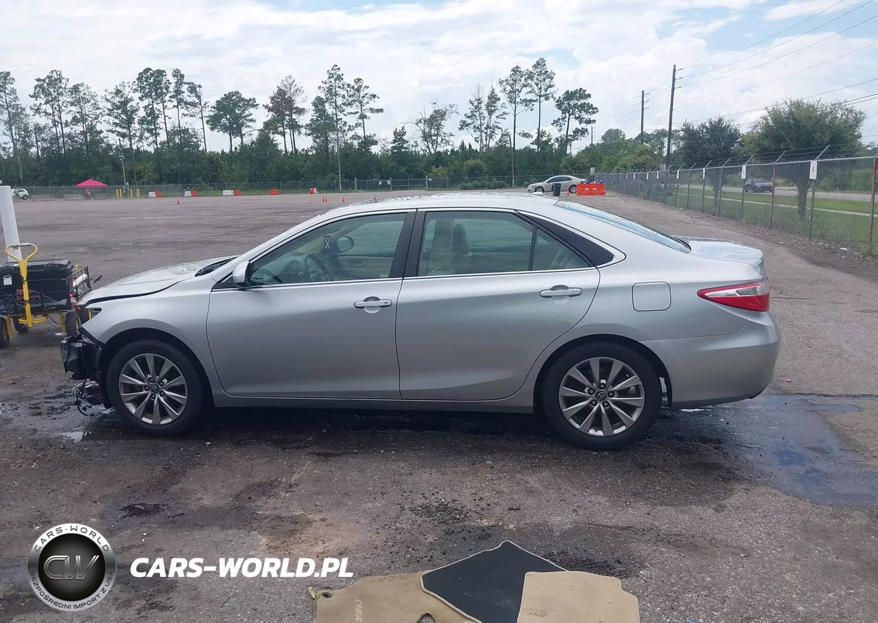 2017 Toyota Camry Xle VIN:4T1BF1FK9HU775340 - 14