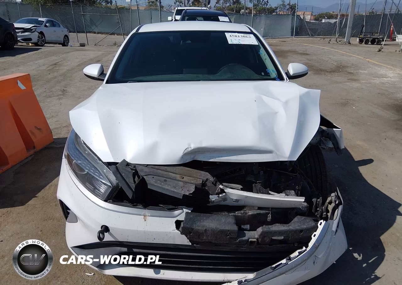 2023 Kia Forte Lxs VIN:3KPF24AD5PE554696 - 12