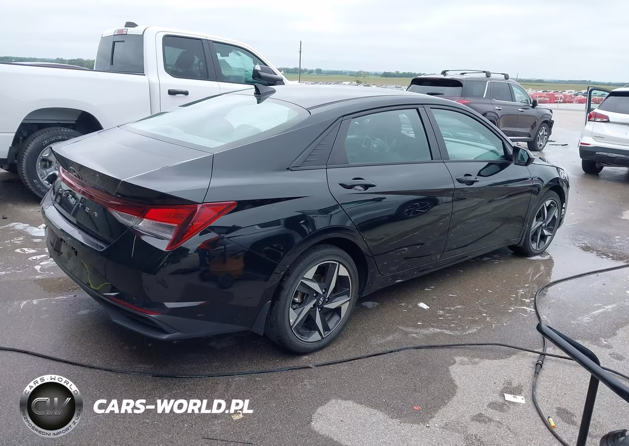 2023 Hyundai Elantra Sel VIN:KMHLS4AG6PU558671 - 4