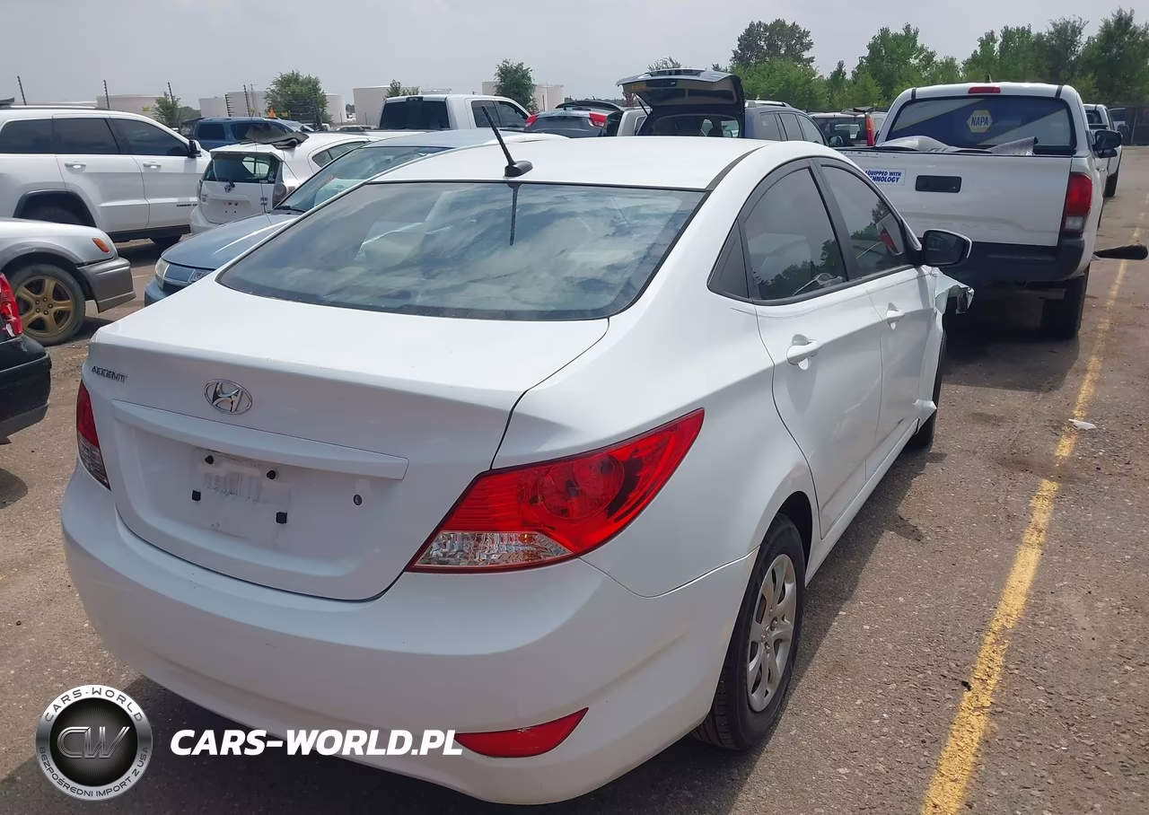 2014 Hyundai Accent Gls VIN:KMHCT4AEXEU768697 - 4