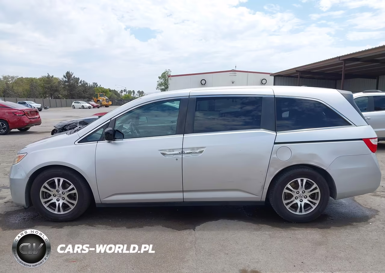 2011 Honda Odyssey Ex-L VIN:5FNRL5H60BB104075 - 14