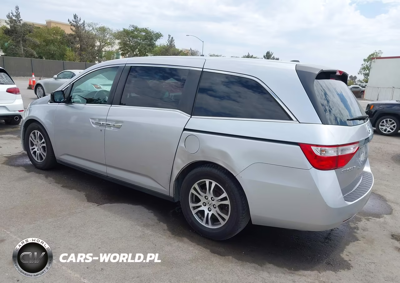 2011 Honda Odyssey Ex-L VIN:5FNRL5H60BB104075 - 3