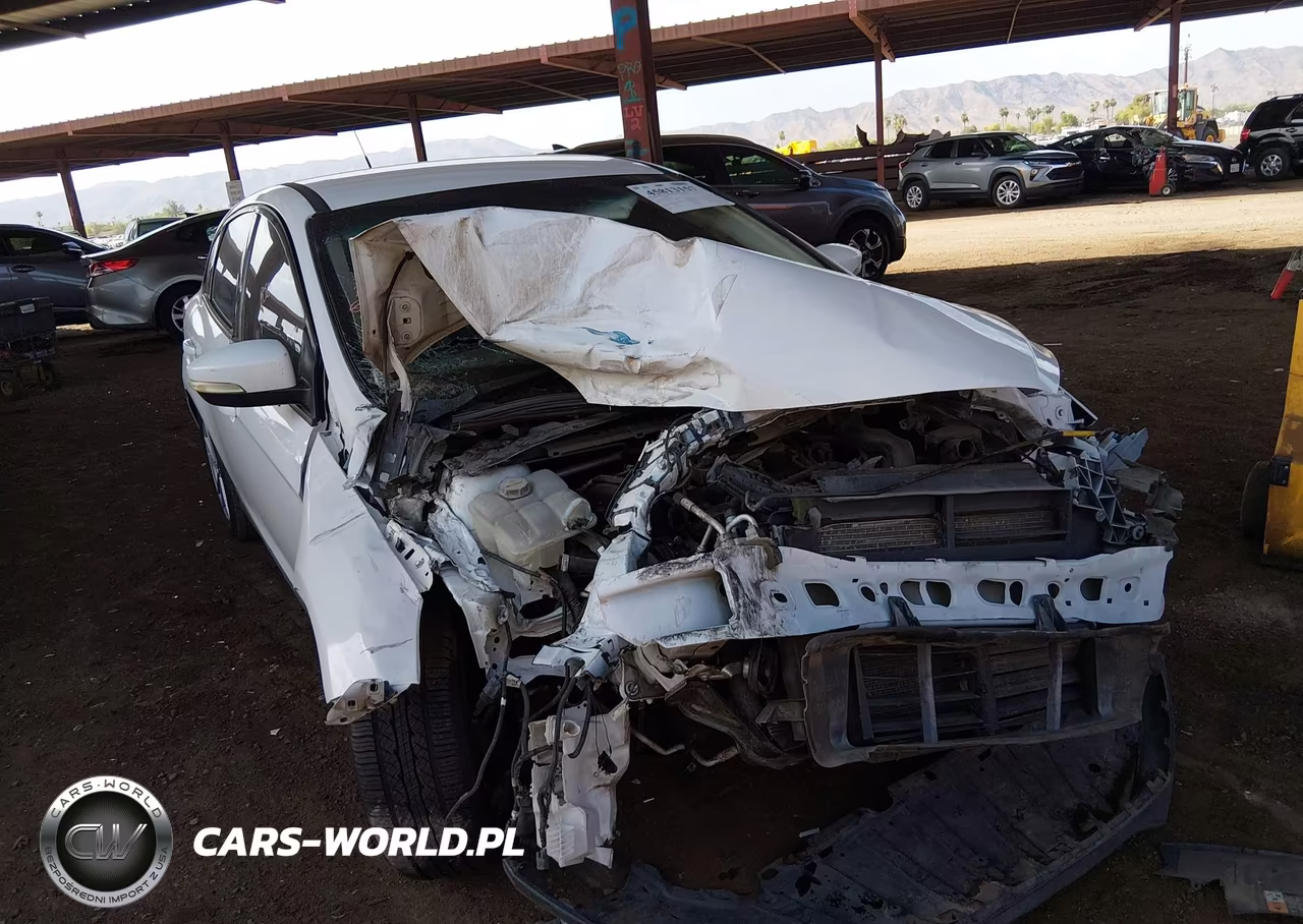 2016 Ford Focus Se VIN:1FADP3K2XGL289951 - 6