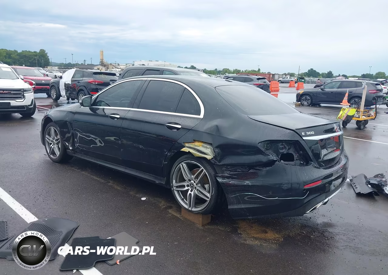 2017 Mercedes-Benz E 300 4Matic VIN:WDDZF4KB8HA255616 - 3