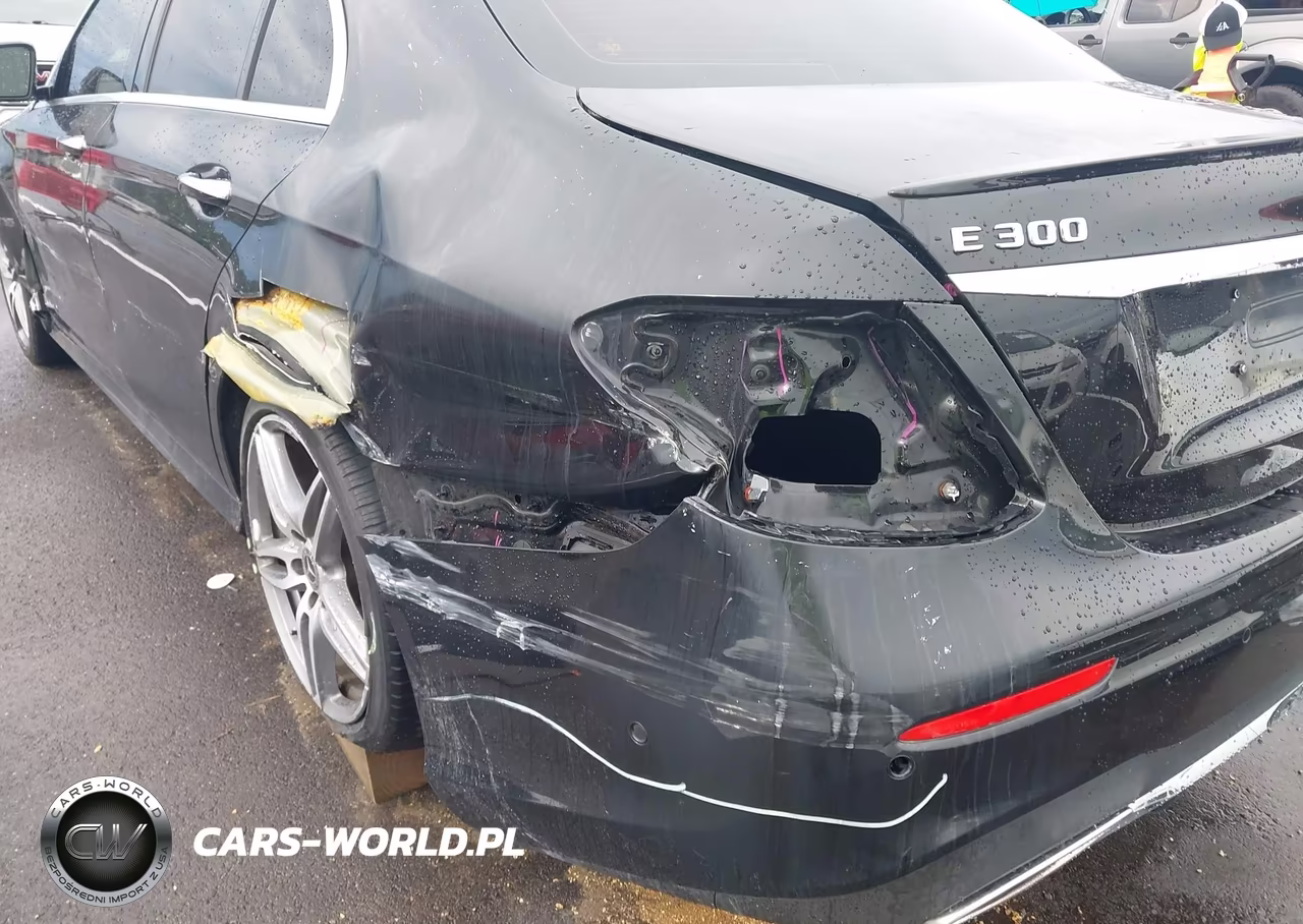 2017 Mercedes-Benz E 300 4Matic VIN:WDDZF4KB8HA255616 - 6