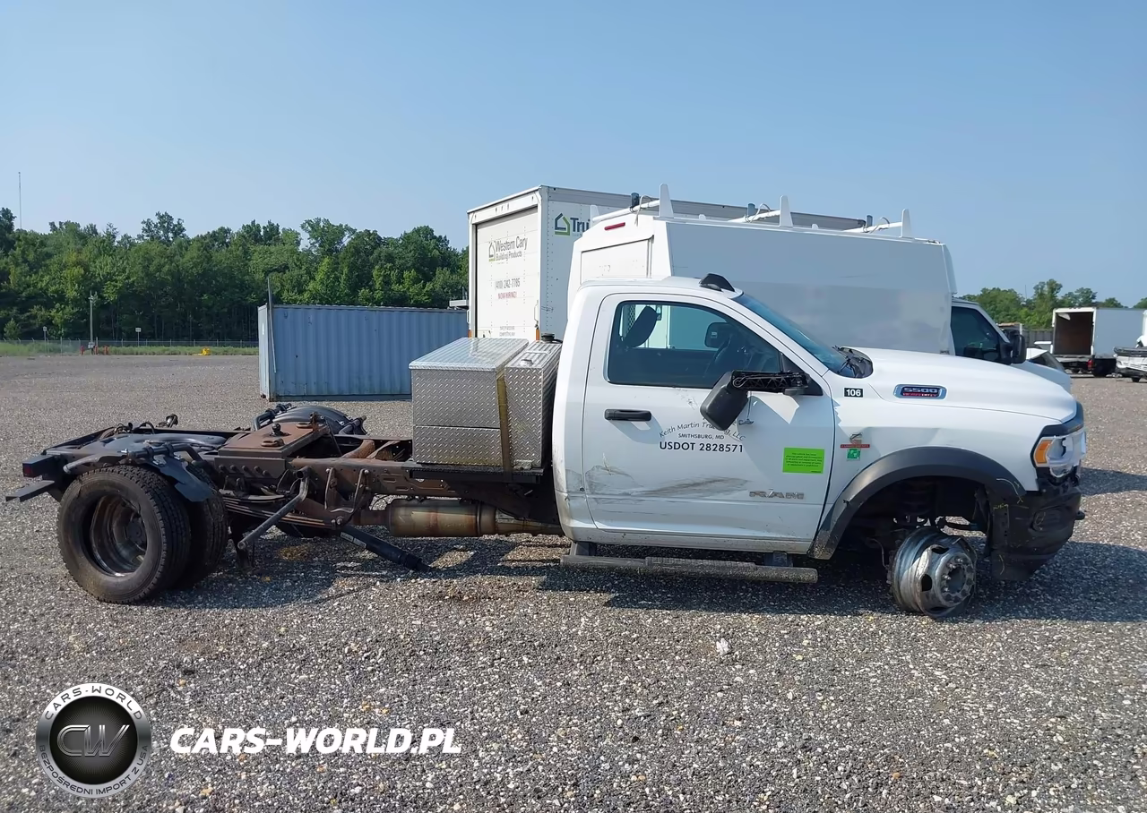 2020 Ram 5500 Chassis Tradesman-Slt VIN:3C7WRNBL3LG294467 - 13