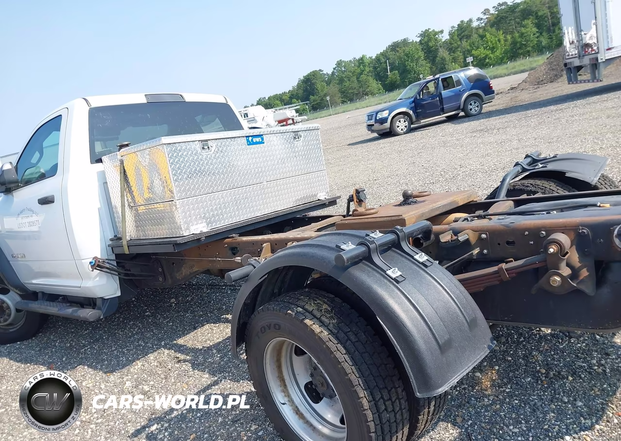 2020 Ram 5500 Chassis Tradesman-Slt VIN:3C7WRNBL3LG294467 - 14