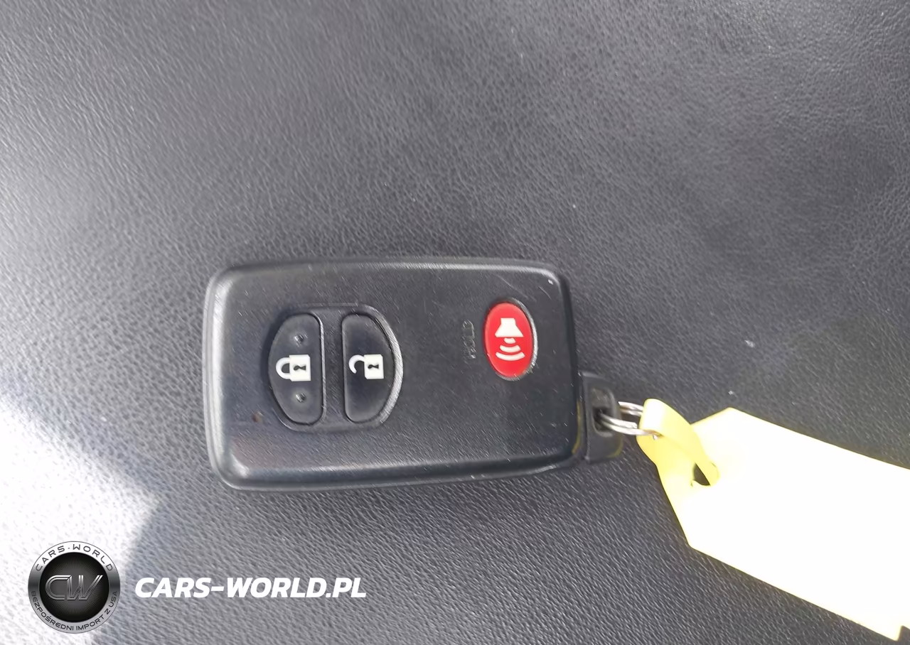 2013 Toyota Prius Three Se VIN:JTDKN3DU8D5623738 - 11