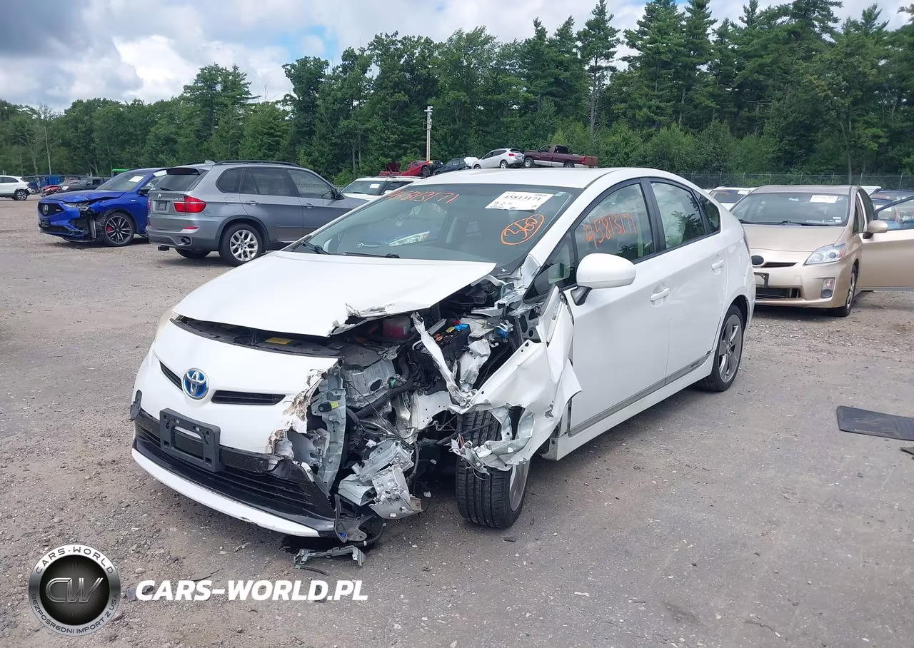 2013 Toyota Prius Three Se VIN:JTDKN3DU8D5623738 - 6