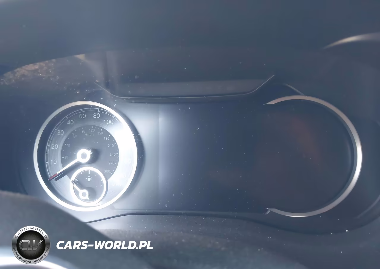 2023 Genesis G70 2.0T Awd VIN:KMTG34TA3PU123118 - 7