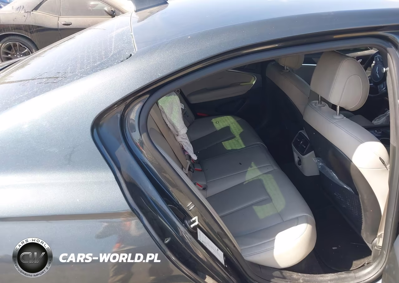 2023 Genesis G70 2.0T Awd VIN:KMTG34TA3PU123118 - 8