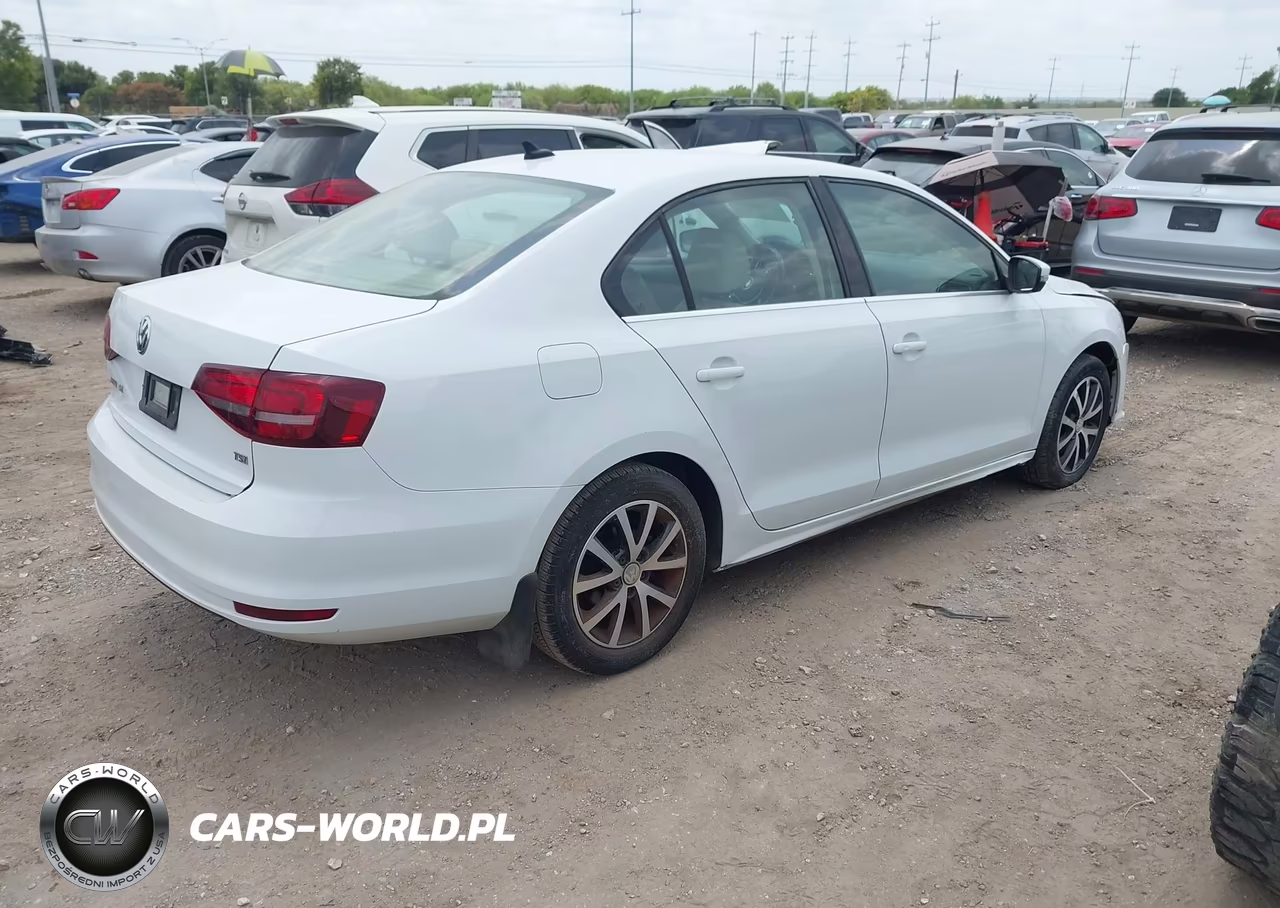 2018 Volkswagen Jetta 1.4T Se-1.4T Wolfsburg Edition VIN:3VWDB7AJ5JM237641 - 4