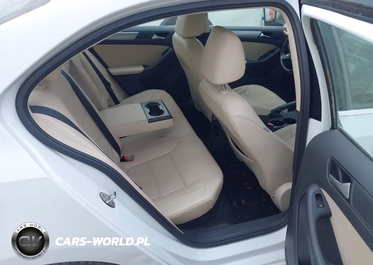 2018 Volkswagen Jetta 1.4T Se-1.4T Wolfsburg Edition VIN:3VWDB7AJ5JM237641 - 8