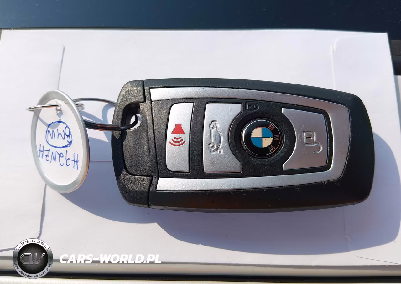 2015 BMW M4 VIN:WBS3R9C52FK331196 - 11