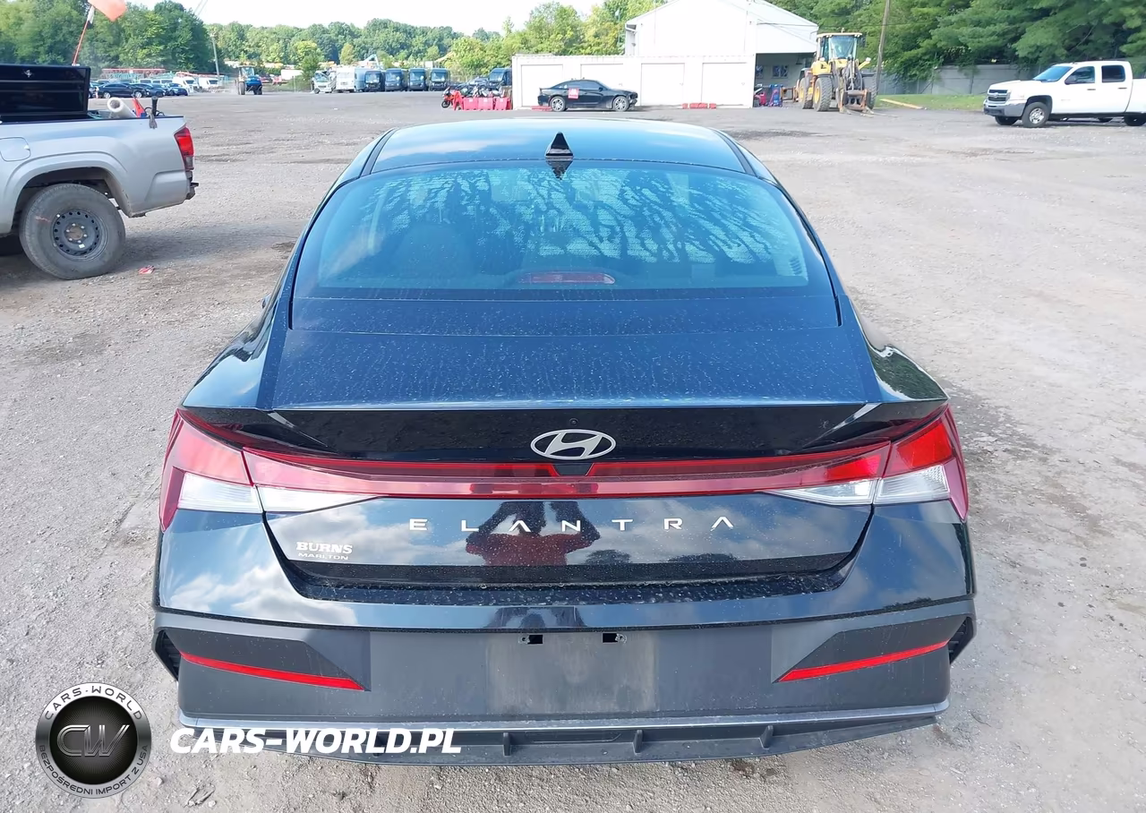2024 Hyundai Elantra Se VIN:KMHLL4DG1RU725823 - 16