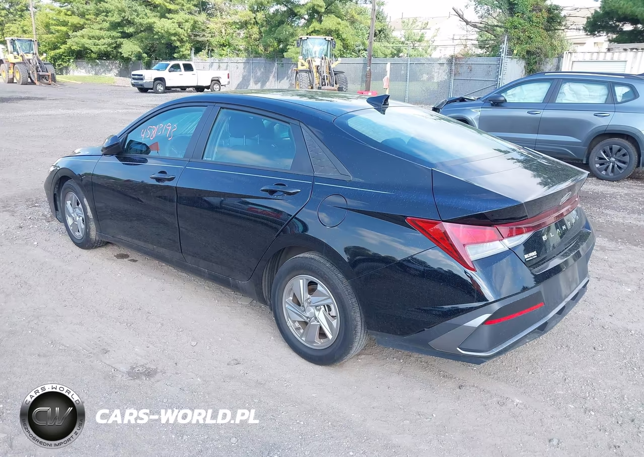 2024 Hyundai Elantra Se VIN:KMHLL4DG1RU725823 - 3