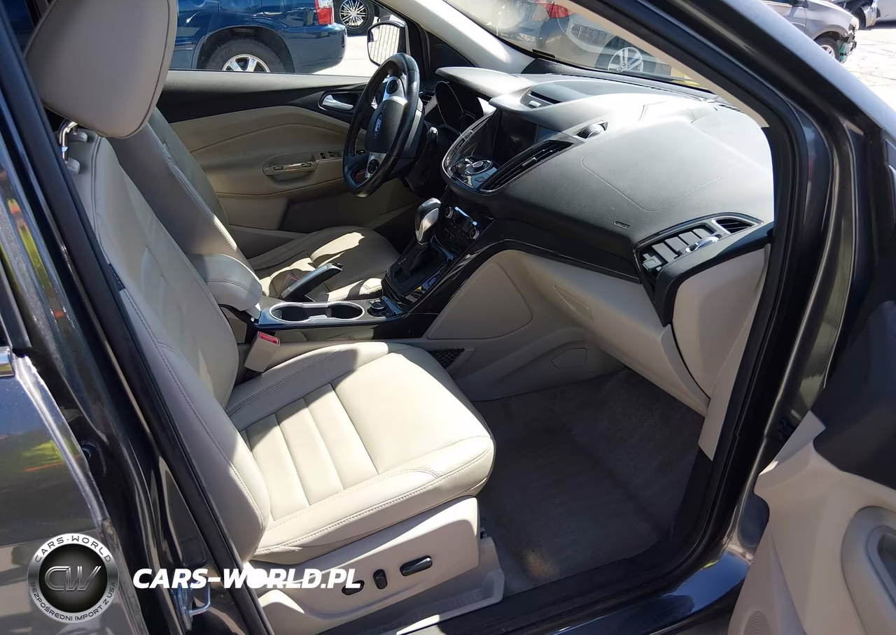 2016 Ford Escape Titanium VIN:1FMCU0JX0GUB73304 - 5
