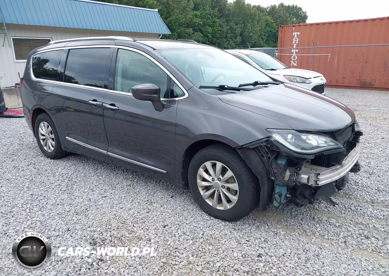 2018 Chrysler Pacifica Touring L – zdjęcie 1 z 22