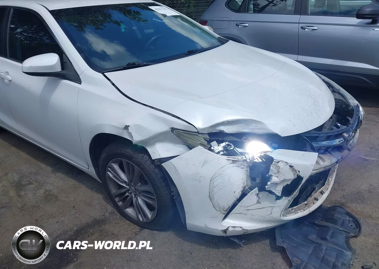 2016 Toyota Camry Se VIN:4T1BF1FK8GU163273 - 18